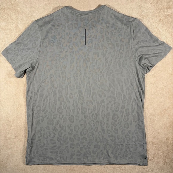 Nike Men's Dri-FIT Rise 365 Running Division T-Shirt - X-Large - MSRP $64 - Picture 3 of 5